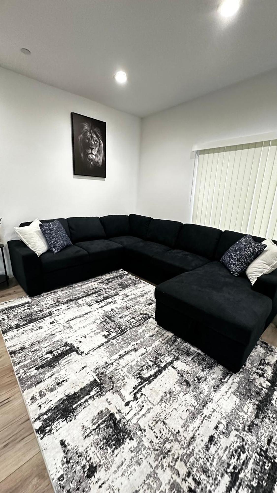 Apartment Hidden Gem In South La- Roomy, Quiet & Los Angeles